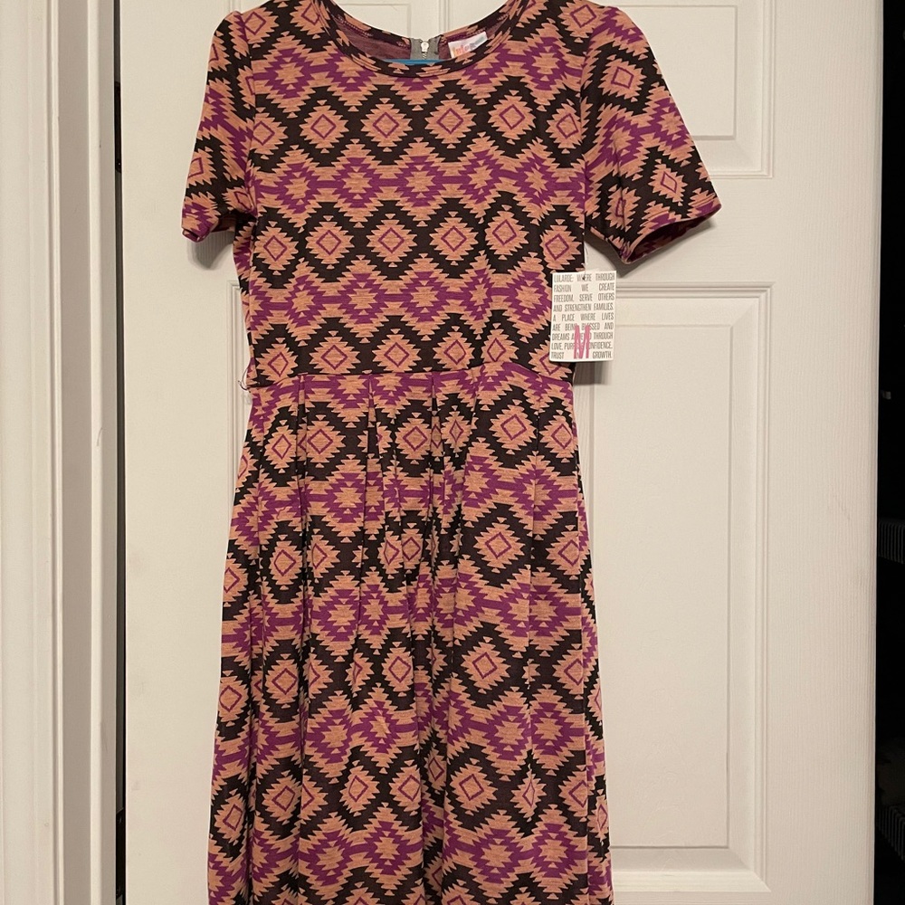 Lularoe Amelia, size M